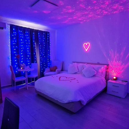 Me Besito Bed & Breakfast Ari Екстериор снимка