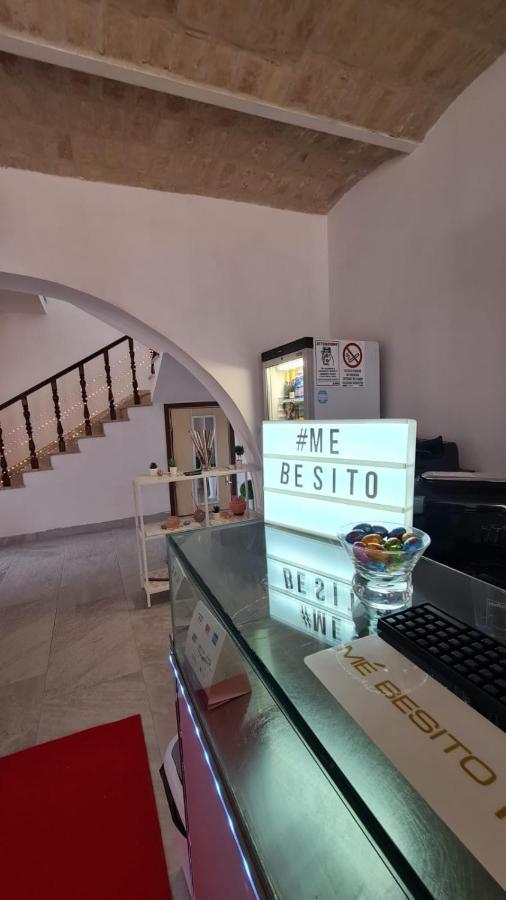 Me Besito Bed & Breakfast Ari Екстериор снимка